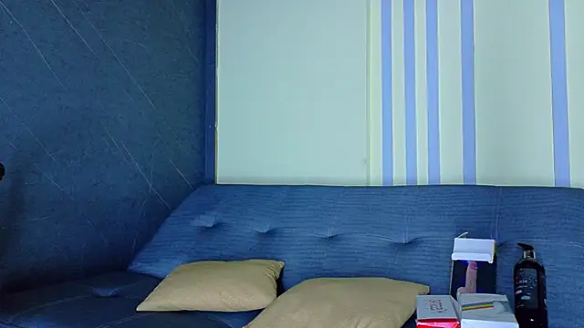 Snapshot of ALANNFERRER chatting on 8, 4, 2026 ALANNFERRER online show from 8, 4, 2026