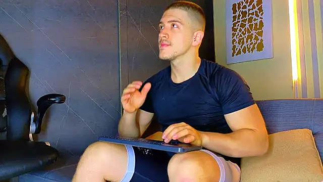 Snapshot of ALANNFERRER chatting on 19, 6, 2026 ALANNFERRER online show from 19, 6, 2026