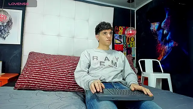 Matteo12  online show from 13, 9, 2025