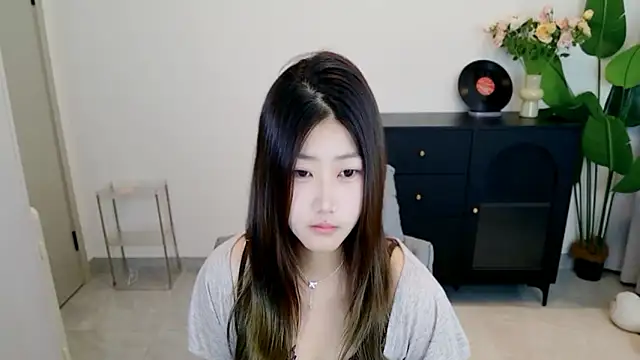 Snapshot of xiaouli chatting on 9, 9, 2025 xiaouli online show from 9, 9, 2025