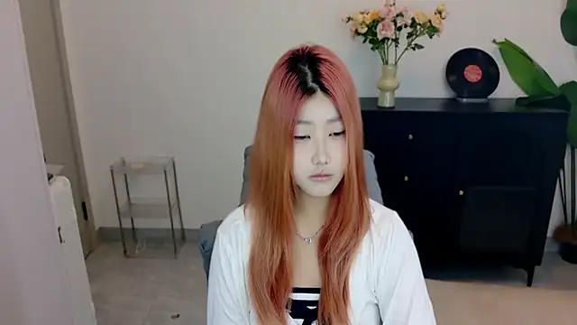 Snapshot of xiaouli chatting on 26, 10, 2025 xiaouli online show from 26, 10, 2025