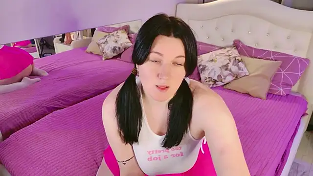 love me  tonight  online show from 4, 11, 2025