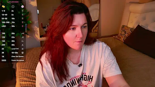 Snapshot of love_me__tonight_ chatting on 4, 5, 2026 love me tonight online show from 4, 5, 2026