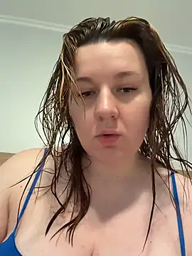 Snapshot of love_me__tonight_ chatting on 19, 6, 2026 love me tonight online show from 19, 6, 2026