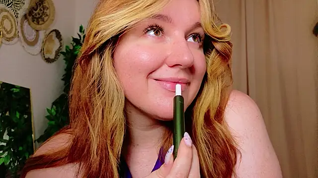 Snapshot of love_me__tonight_ chatting on 11, 7, 2026 love me tonight online show from 11, 7, 2026