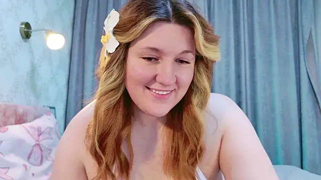 Snapshot of love_me__tonight_ chatting on 17, 7, 2026 love me tonight online show from 17, 7, 2026