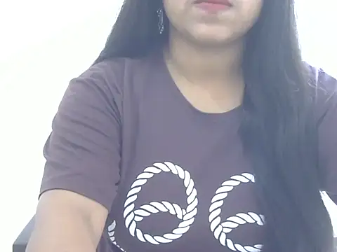 Snapshot of LIYO_ chatting on 12, 6, 2026 LIYO online show from 12, 6, 2026