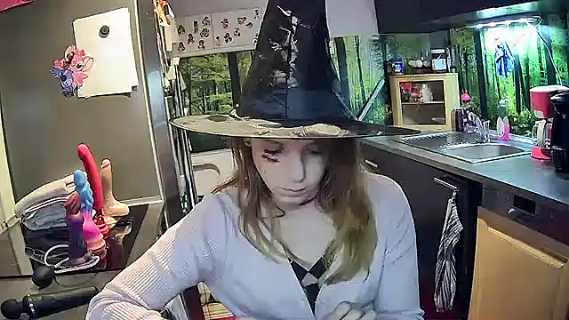 SexyMilf 37 online show from 31, 10, 2025