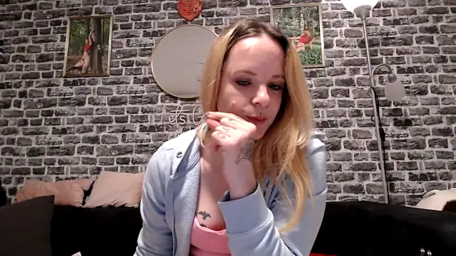 SexyMilf 37 online show from 25, 4, 2026