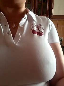 TriumphLove online show from 25, 2, 2025