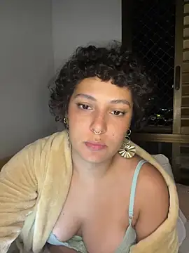 Snapshot of OliviaWild_ chatting on 17, 6, 2026 OliviaWild online show from 17, 6, 2026