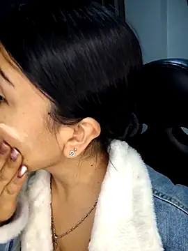 Aniajoness  online show from 18, 11, 2025