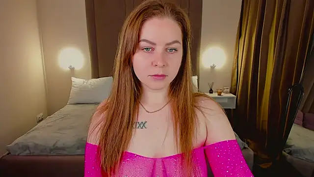 MikaBloom online show from 13, 9, 2025