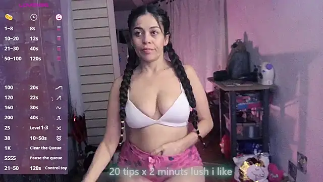 xinamora online show from 26, 10, 2025