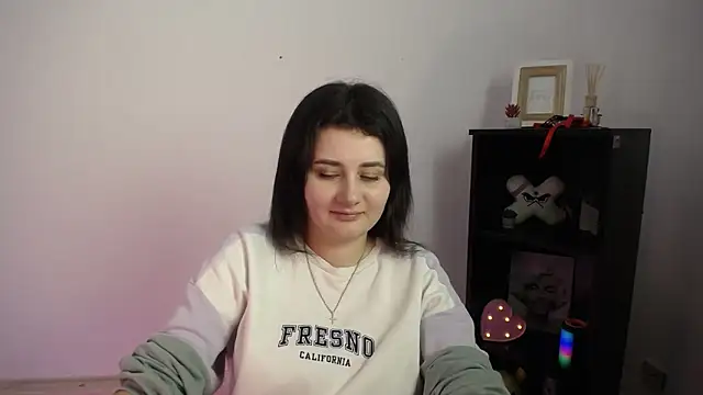 Katrin kiss  online show from 21, 11, 2025