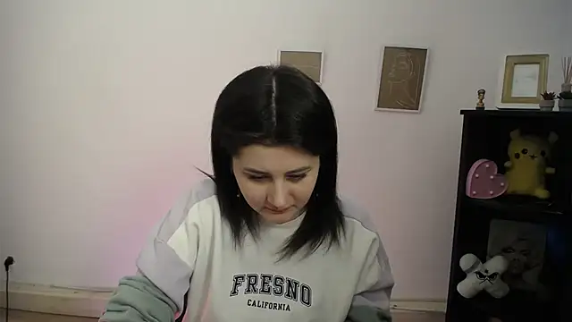 Katrin kiss  online show from 25, 3, 2026