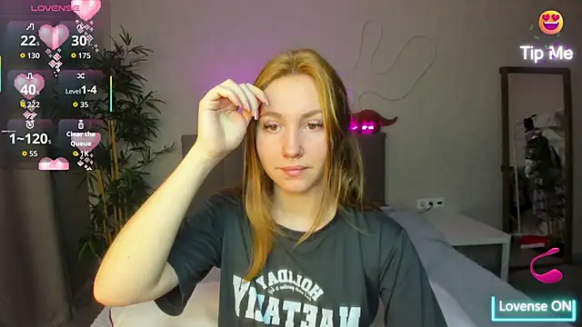 Luna G0ld online show from 24, 10, 2025