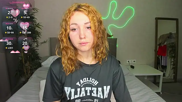 Luna G0ld online show from 18, 11, 2025