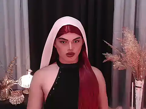 Snapshot of ShaneX01 chatting on 16, 12, 2025 ShaneX01 online show from 16, 12, 2025