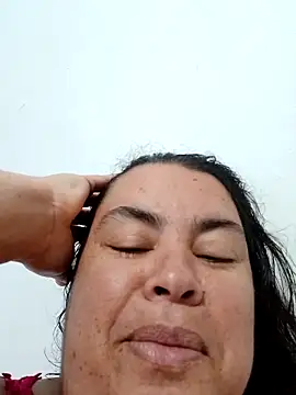 yaneth  online show from 9, 9, 2025