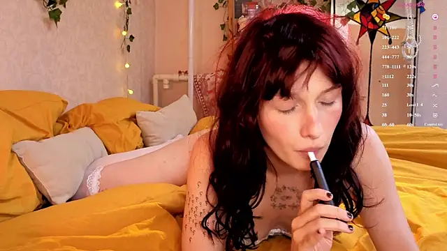 LeelooYolo online show from 19, 6, 2026
