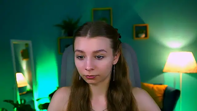 JulieDaniel online show from 21, 10, 2025