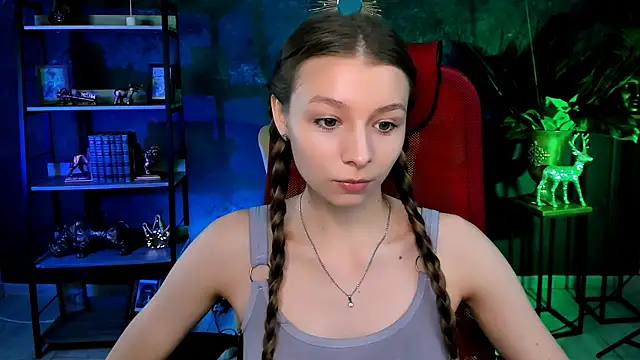 Snapshot of JulieDaniel chatting on 22, 5, 2026 JulieDaniel online show from 22, 5, 2026