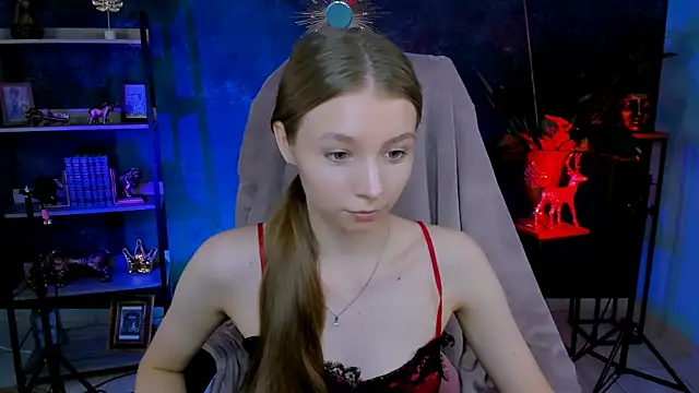 Snapshot of JulieDaniel chatting on 2, 7, 2026 JulieDaniel online show from 2, 7, 2026