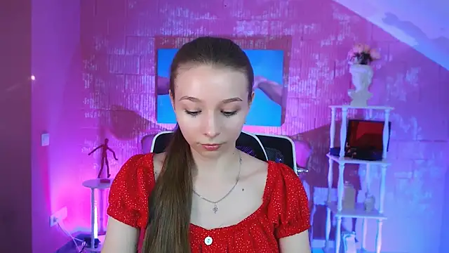 Snapshot of JulieDaniel chatting on 23, 7, 2026 JulieDaniel online show from 23, 7, 2026