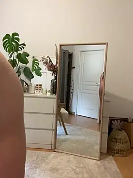 chloedlm5 online show from 18, 10, 2025