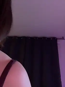 chloedlm5 online show from 24, 2, 2026