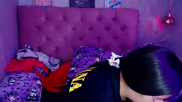 laurenelove online show from 10, 9, 2025