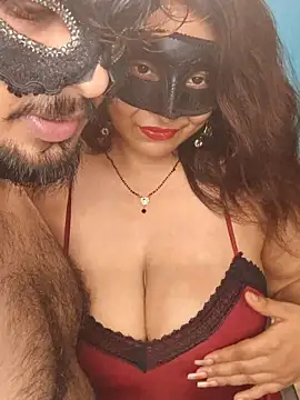 sexy42couple online show from 3, 7, 2026