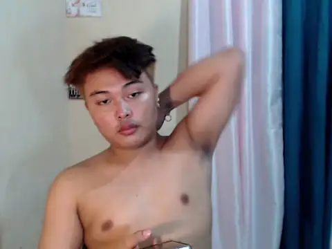 Snapshot of Lustfulljohnx chatting on 3, 5, 2026 Lustfulljohnx online show from 3, 5, 2026