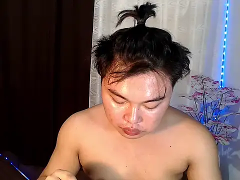 Snapshot of Lustfulljohnx chatting on 13, 7, 2026 Lustfulljohnx online show from 13, 7, 2026