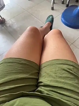 sharon-Hanna online show from 18, 11, 2025