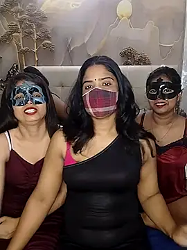 Snapshot of Sexy_anaamika chatting on 26, 5, 2026 Sexy anaamika online show from 26, 5, 2026