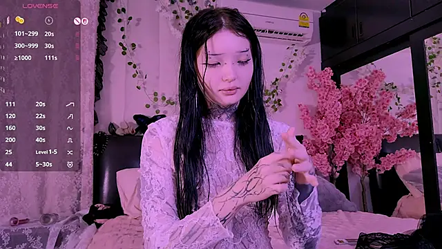 Lein Bone online show from 24, 10, 2025