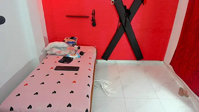 bdsmforever18 online show from 16, 7, 2026