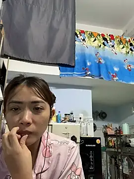 Minee1202 online show from 9, 4, 2026