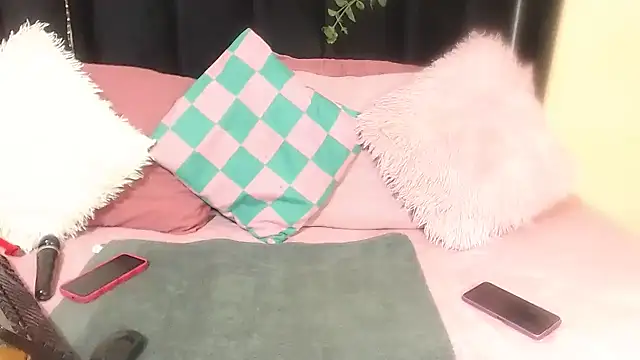 AmazingDarkDoll online show from 13, 11, 2025