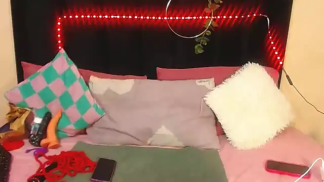 AmazingDarkDoll online show from 14, 11, 2025