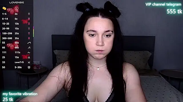 Snapshot of Eliz_v_tta chatting on 15, 9, 2025 Eliz v tta online show from 15, 9, 2025