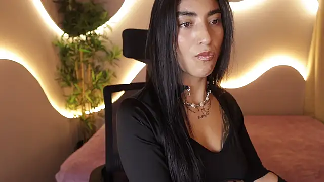 Emma and Issac online show from 30, 3, 2026