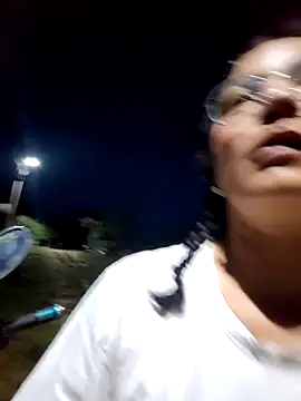 Lily-o online show from 26, 10, 2025