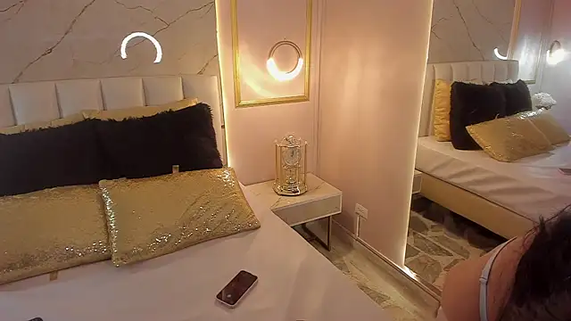 VioletaMaddox online show from 13, 11, 2025