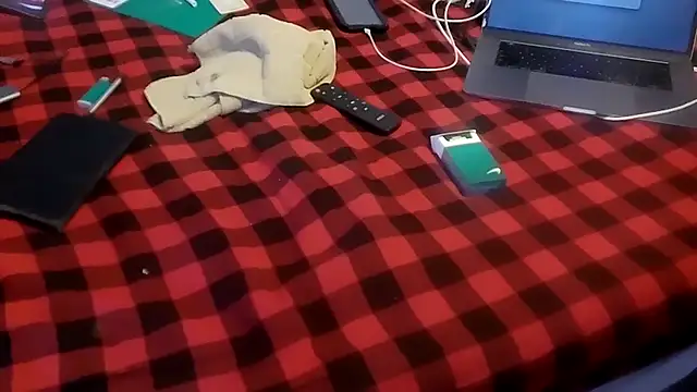 Triggerhappycj100 online show from 20, 11, 2025