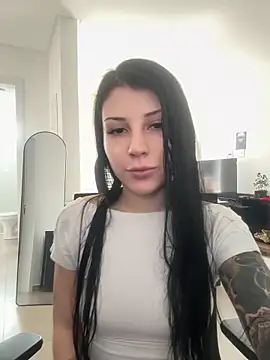 Snapshot of Privad_ravenna chatting on 6, 5, 2026 Privad ravenna online show from 6, 5, 2026