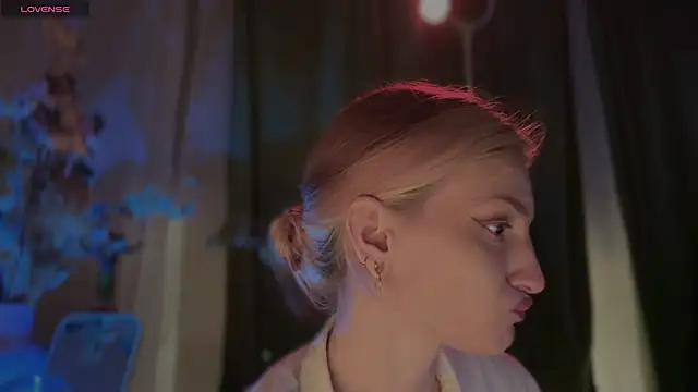 WendyGilber online show from 28, 4, 2026