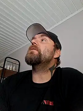 Snapshot of Bamse28 chatting on 16, 10, 2025 Bamse28 online show from 16, 10, 2025